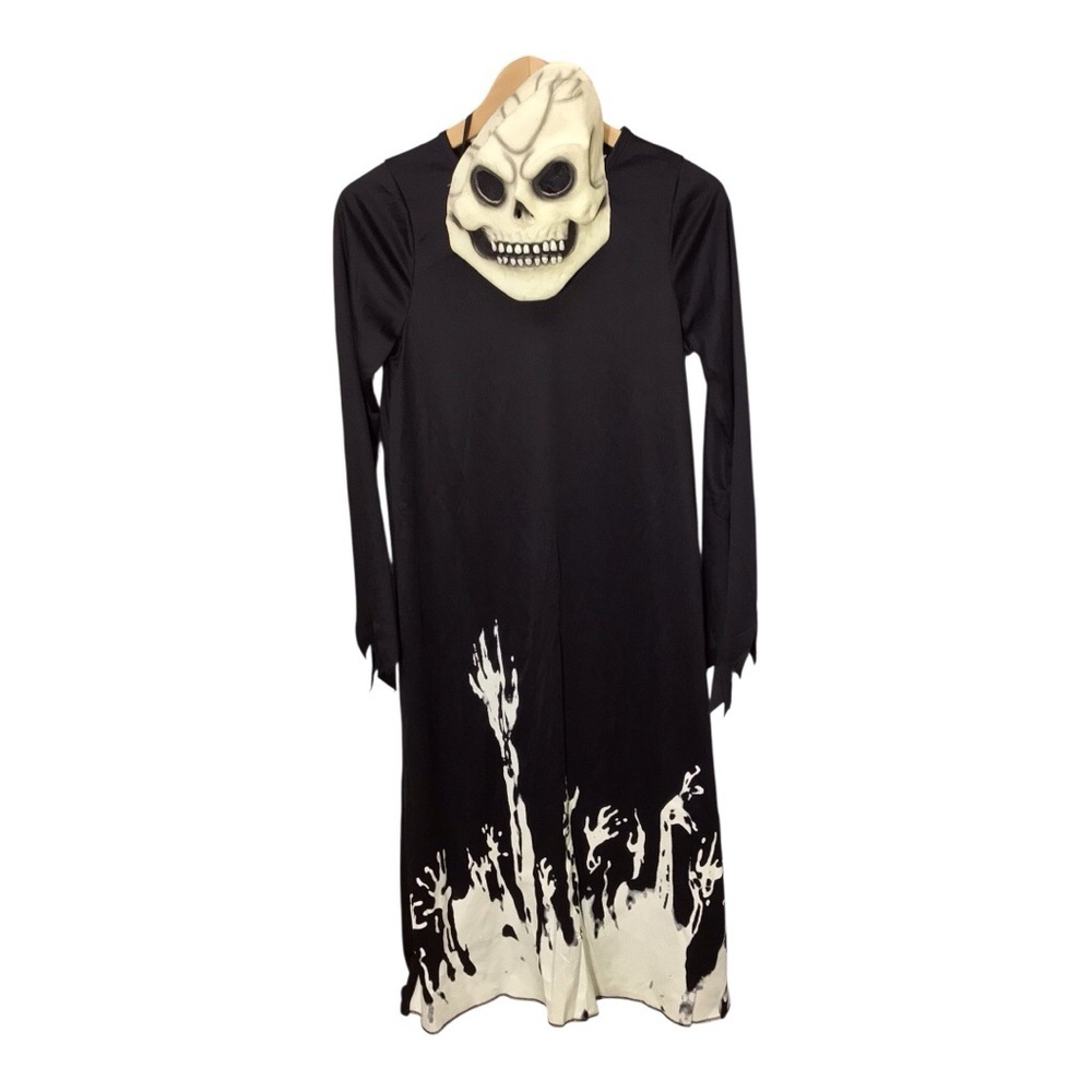 Amazon Black and White Halloween Costume
